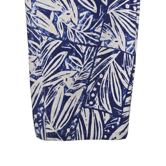 J McLaughlin Blue Leaf Print Mid Rise Stretch Straight Leg Jeans Pants Size 12 - Picture 3 of 8